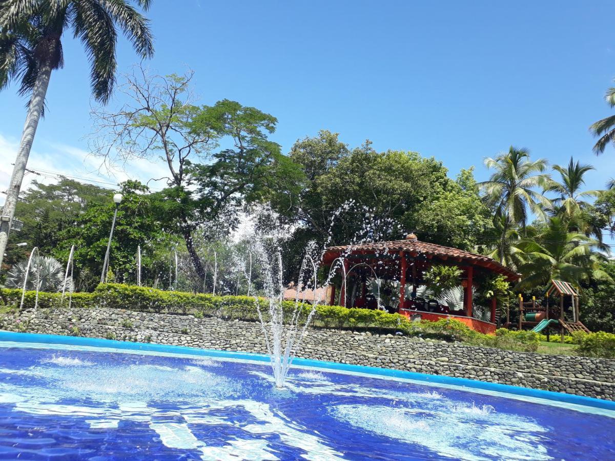 Hotel Hosteria Real Santa Fe de Antioquia Zewnętrze zdjęcie
